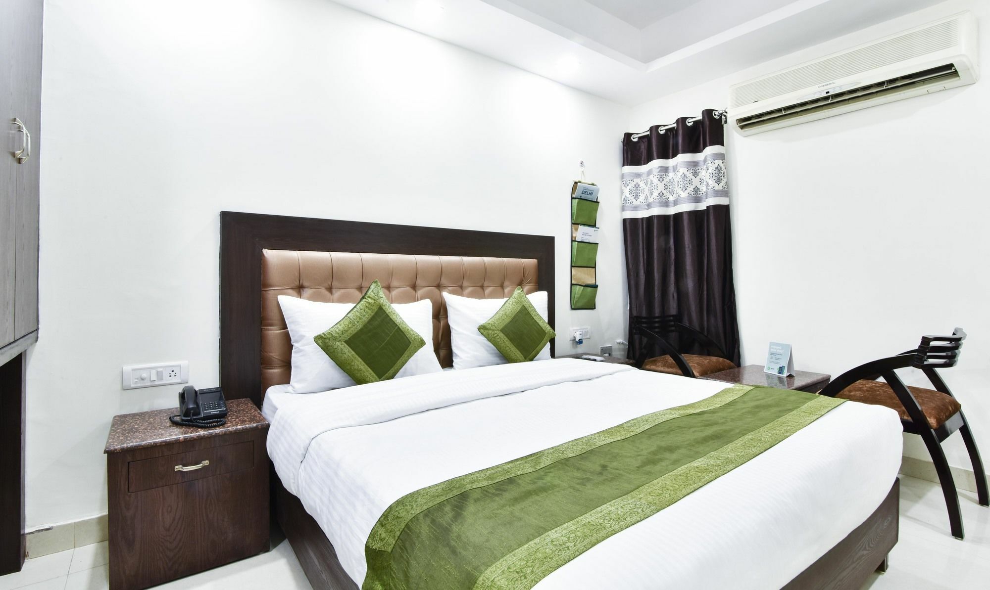 Treebo Mehar Castle Hotel Delhi  Exterior photo